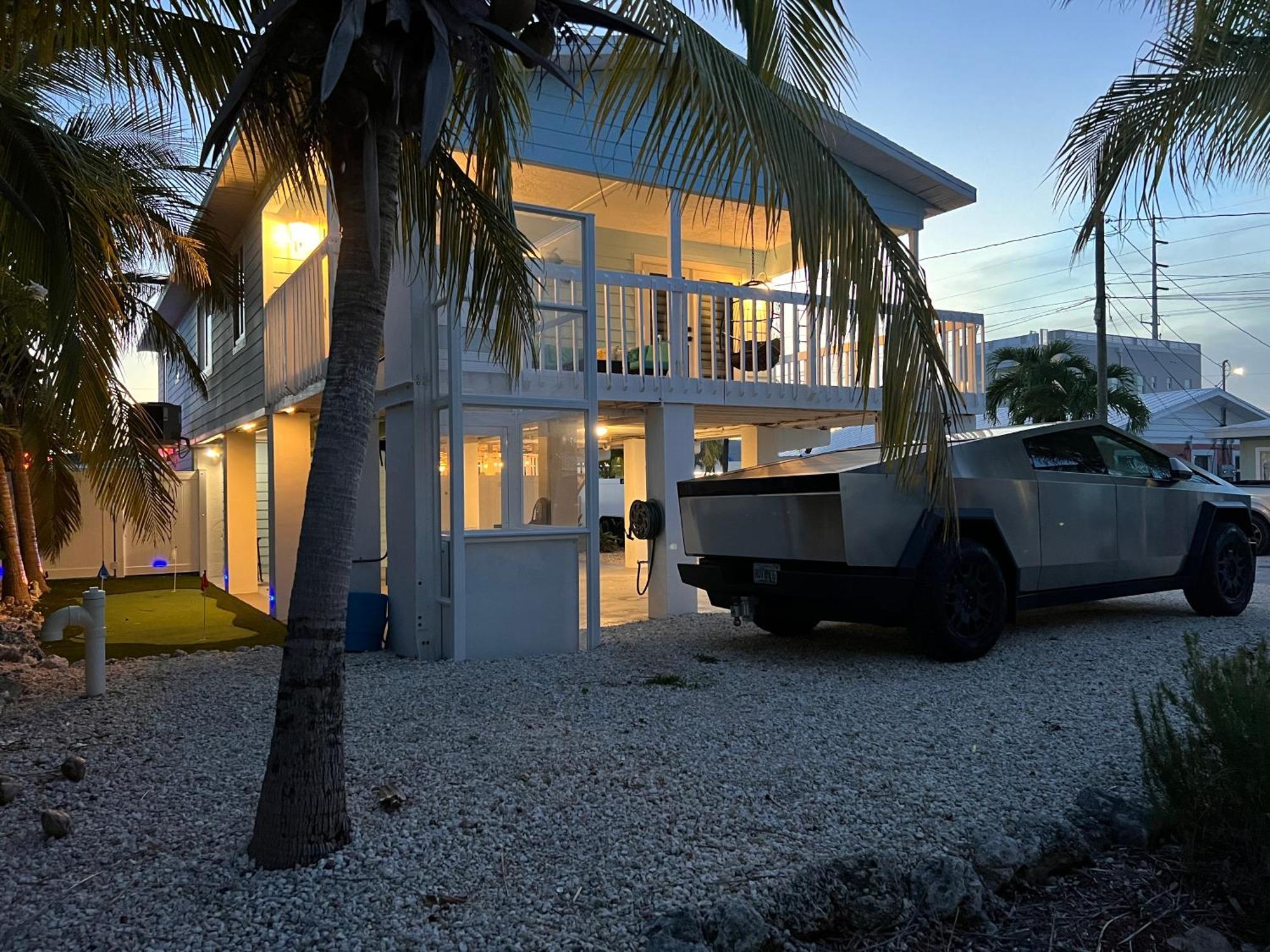 Casa Blue Pelican. Marathon Kültér fotó